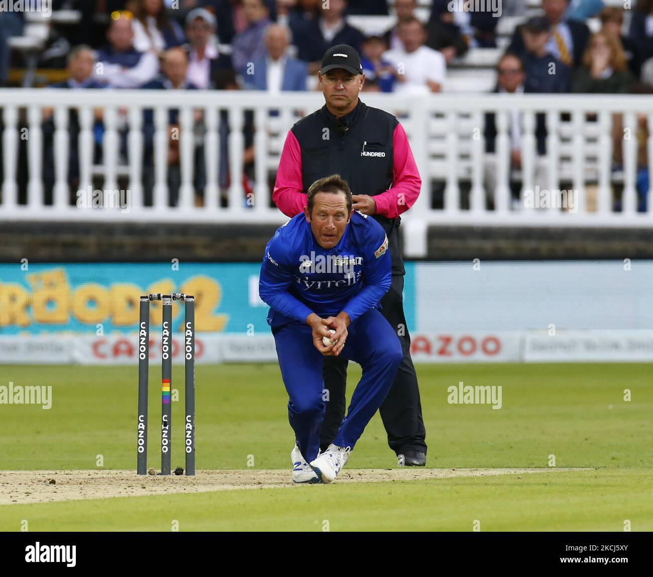 Roelof Van Der Merwe of London Spirit caught and bowled Devon Conway of Southern Brave during The Hundred between London Spirit Men and Southern Brave Men at Lord's Stadium , London, UK on August 1, 2021. (Photo by Action Foto Sport/NurPhoto) Stock Photo
