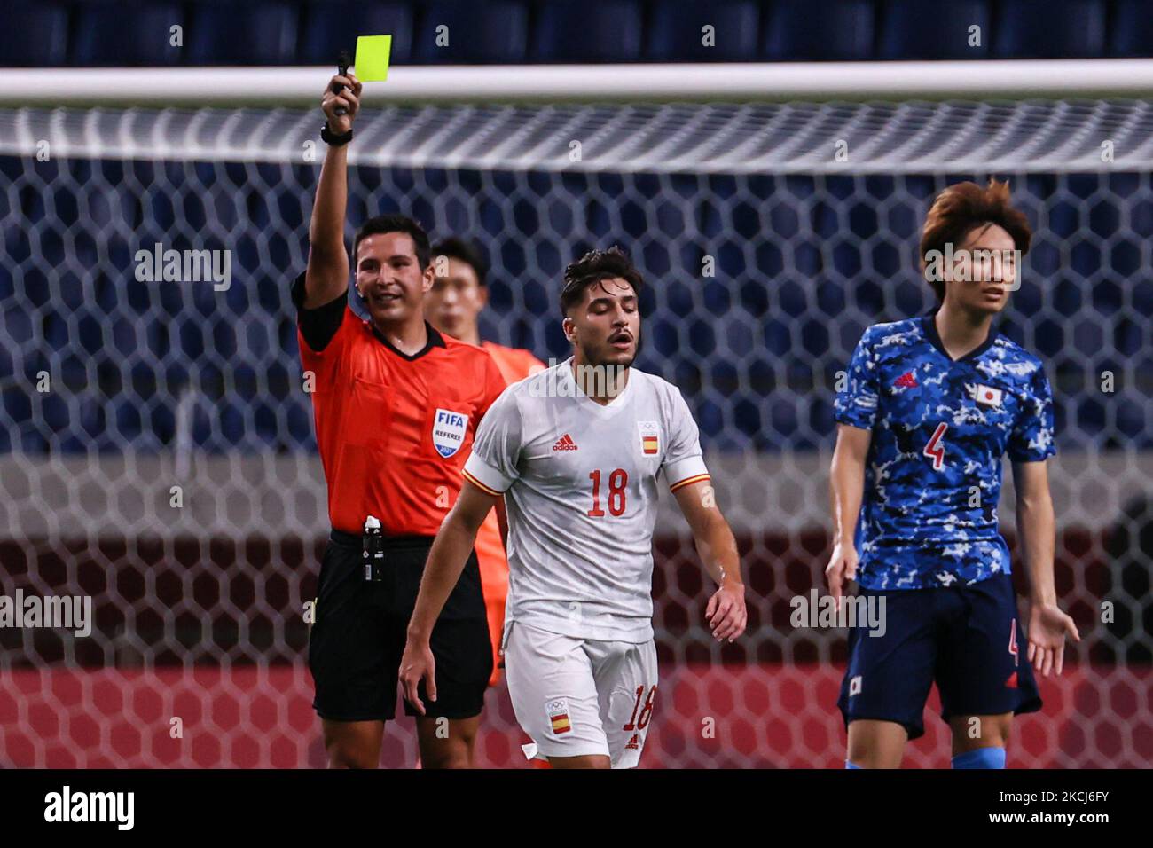 Referee ORTEGA Kevin yellow card to (18) Ayase UEDA of Team Spain during the match between Japan and Spain on day eleven of the Tokyo 2020 Olympic Games at Saitama Stadium (Photo by Ayman Aref/NurPhoto) Stock Photo