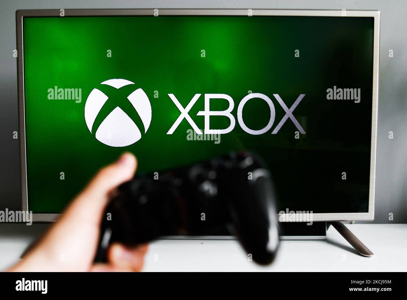 Xbox controller to laptop hi-res stock photography and images - Alamy