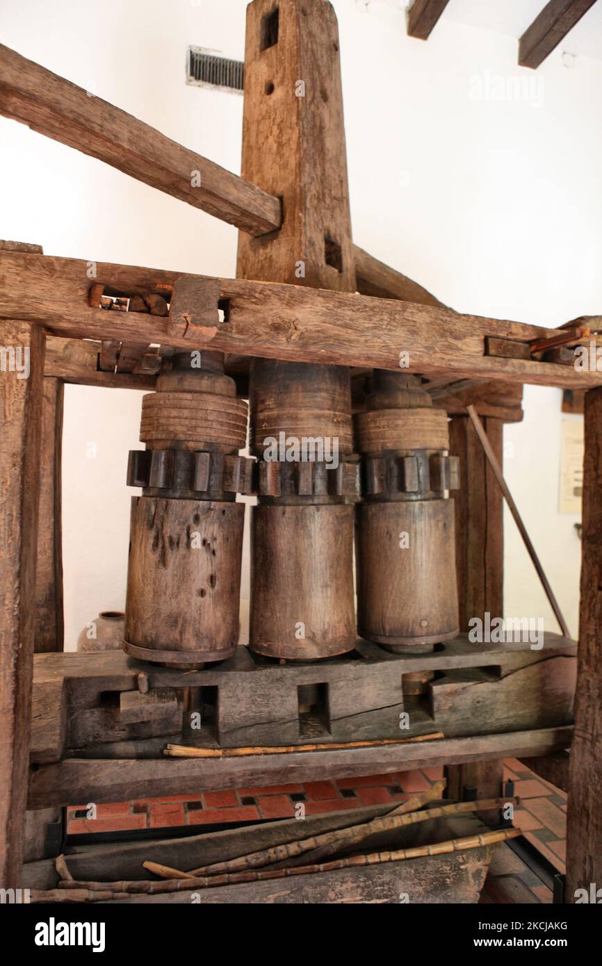 Wooden sugar cane press hires stock photography and images Alamy