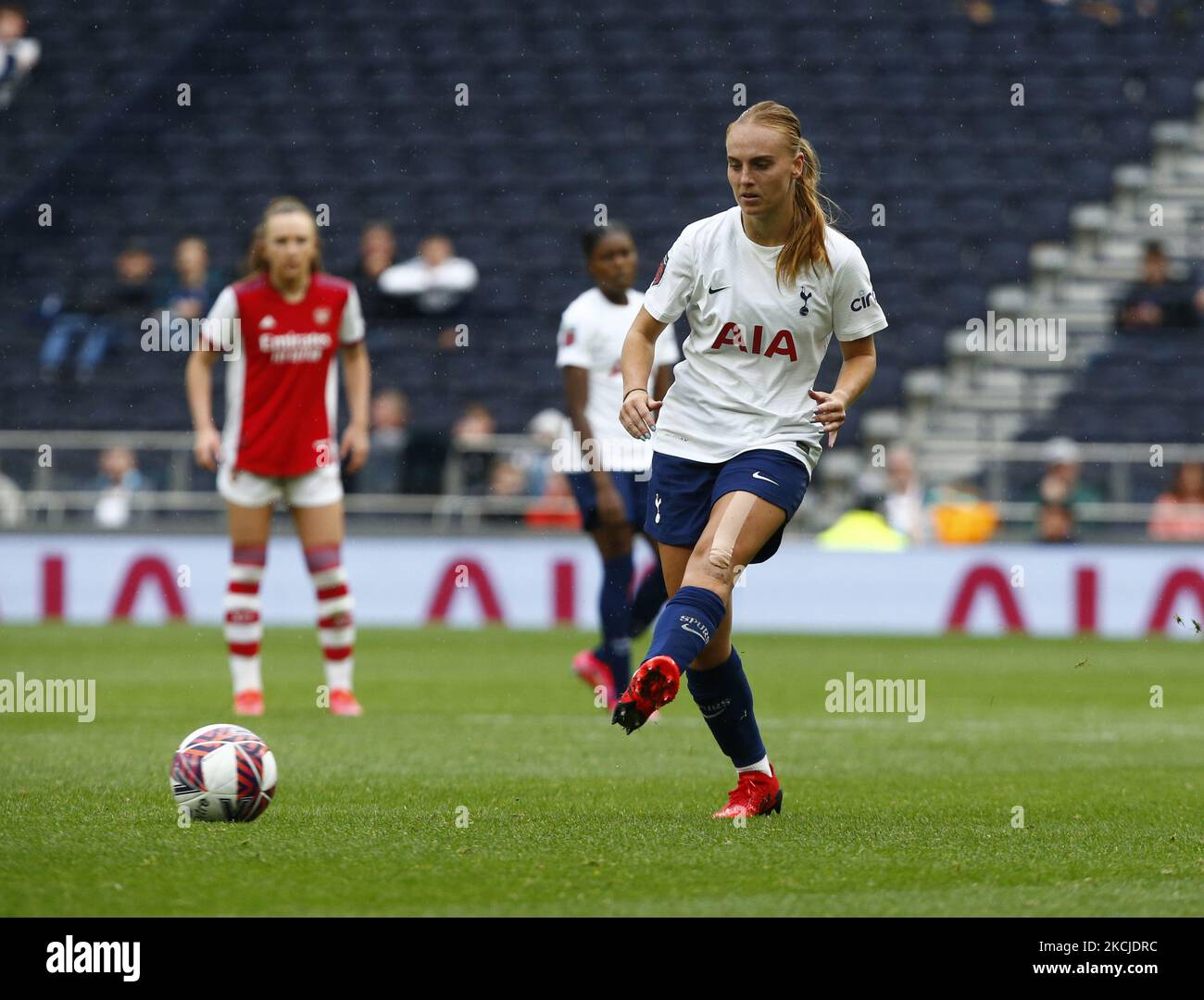 Molly Bartrip says Tottenham beating Arsenal this weekend 'would