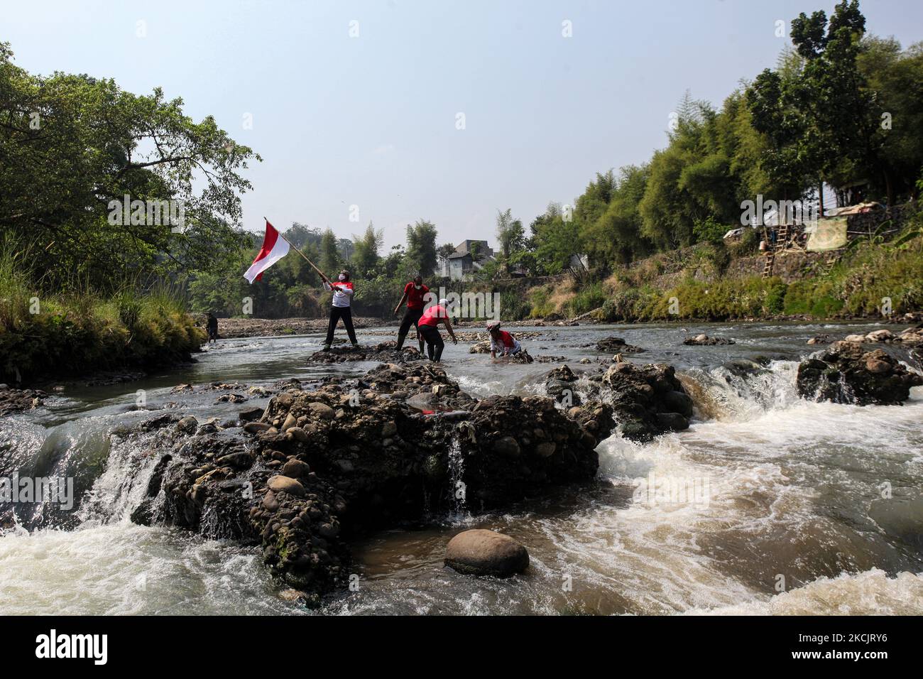 Rivers ciliwung hi-res stock photography and images - Alamy