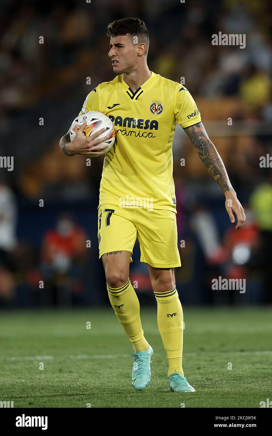 Dan Rabaja Dani raba hi-res stock photography and images - Alamy