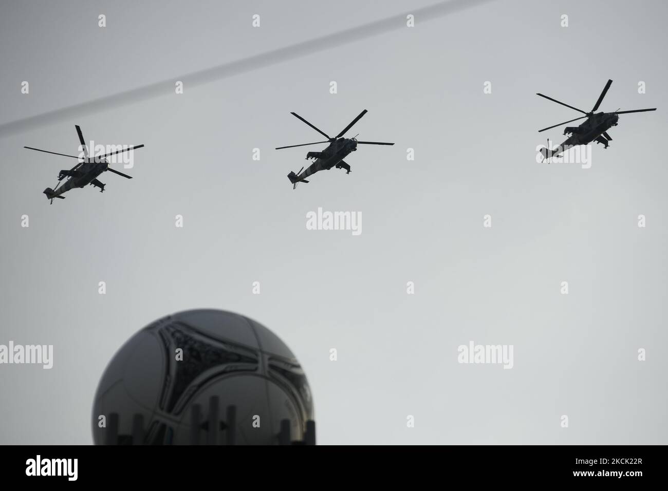 Ukrainian military helicopters hi-res stock photography and images - Alamy