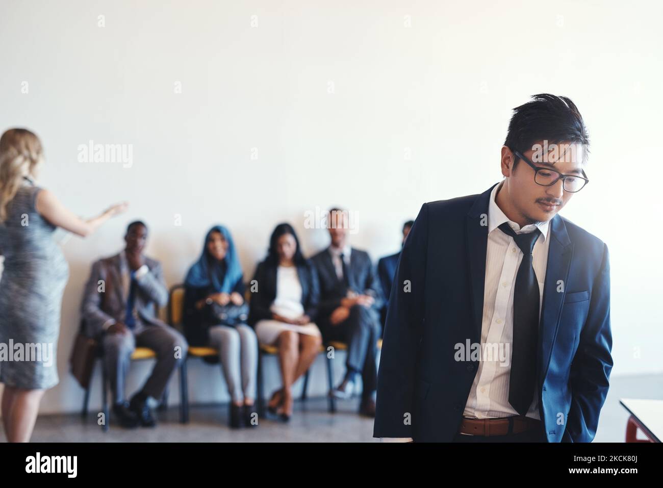 Business people waiting turn hi-res stock photography and images - Alamy