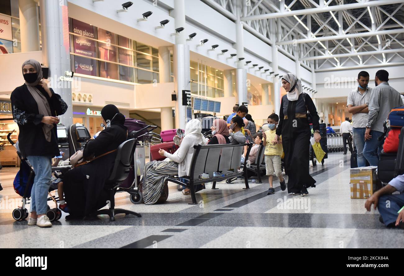 People at the Rafic Hariri International airport, in Beirut, Lebanon, on August 26, 2021. (Photo by Fadel Itani/NurPhoto) Stock Photo