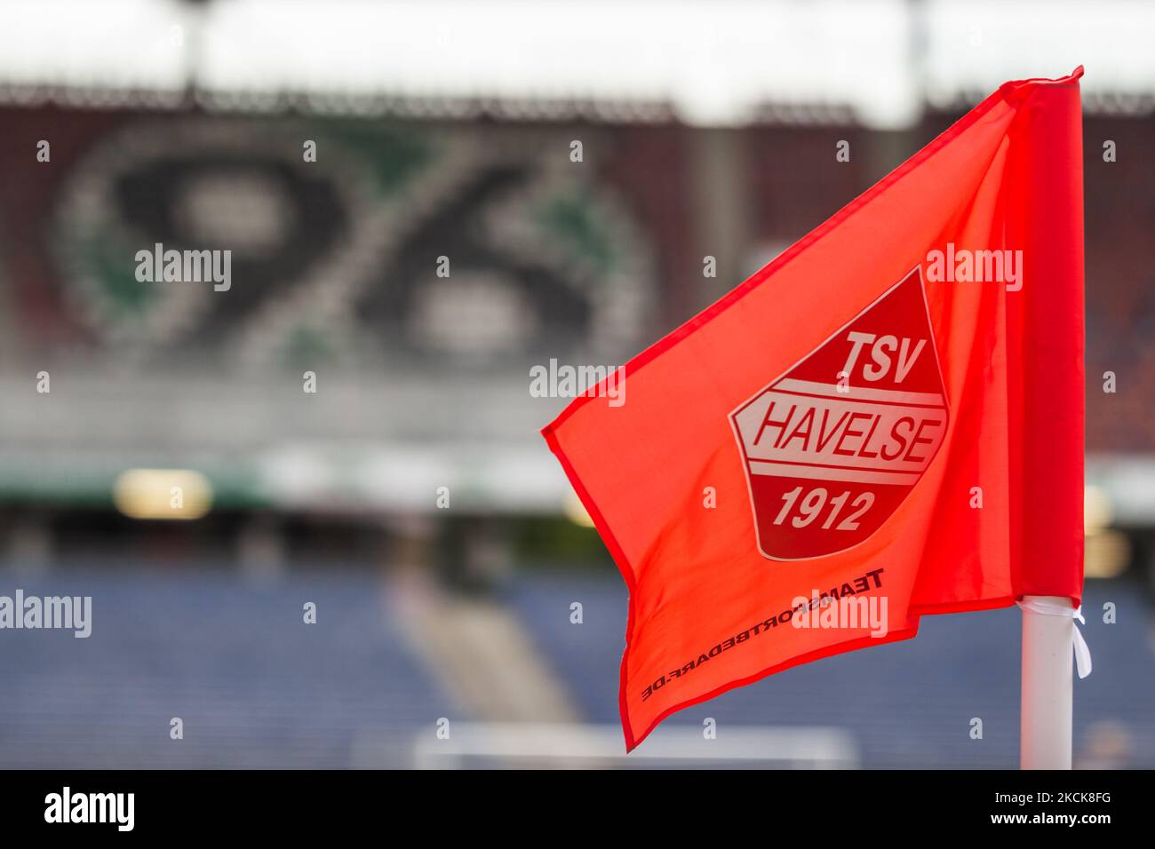 corner flag of havelse prior the 3. Liga match between TSV Havelse and Tuerkguecue Muenchen at HDI-Arena on August 25, 2021 in Hanover, Germany. (Photo by Peter Niedung/NurPhoto) Stock Photo