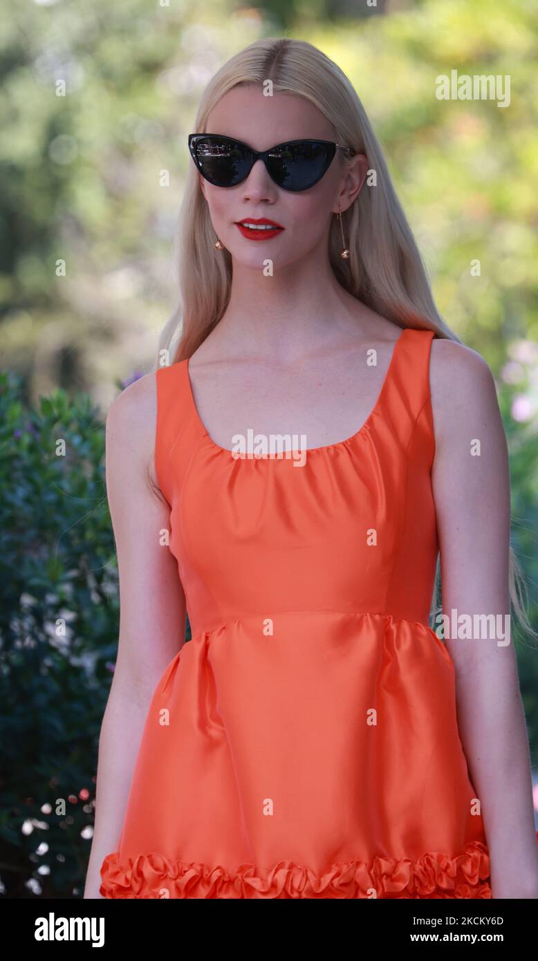 anya taylor joy orange dress Anya Taylor-Joy in Carolina Herrera and Alexandra Vauthier Couture