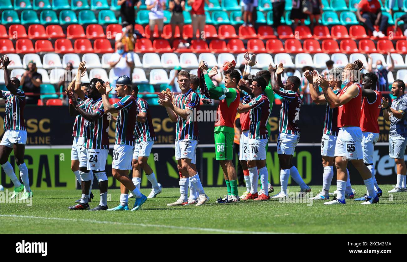 Estrela Amadora SAD players tribute to fans during the Liga Portugal 2 ...