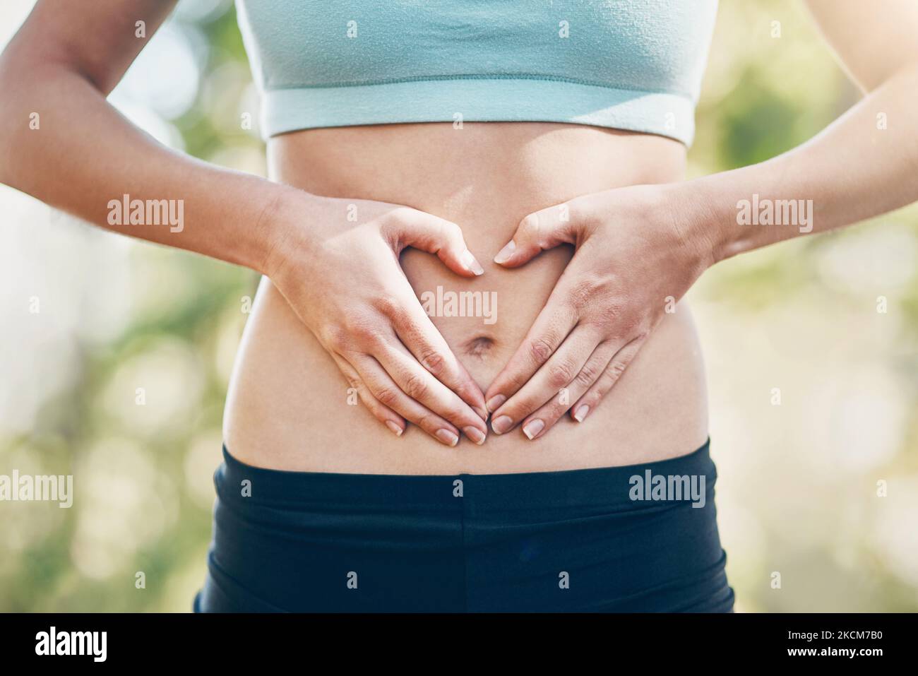 Young belly button hi-res stock photography and images - Alamy