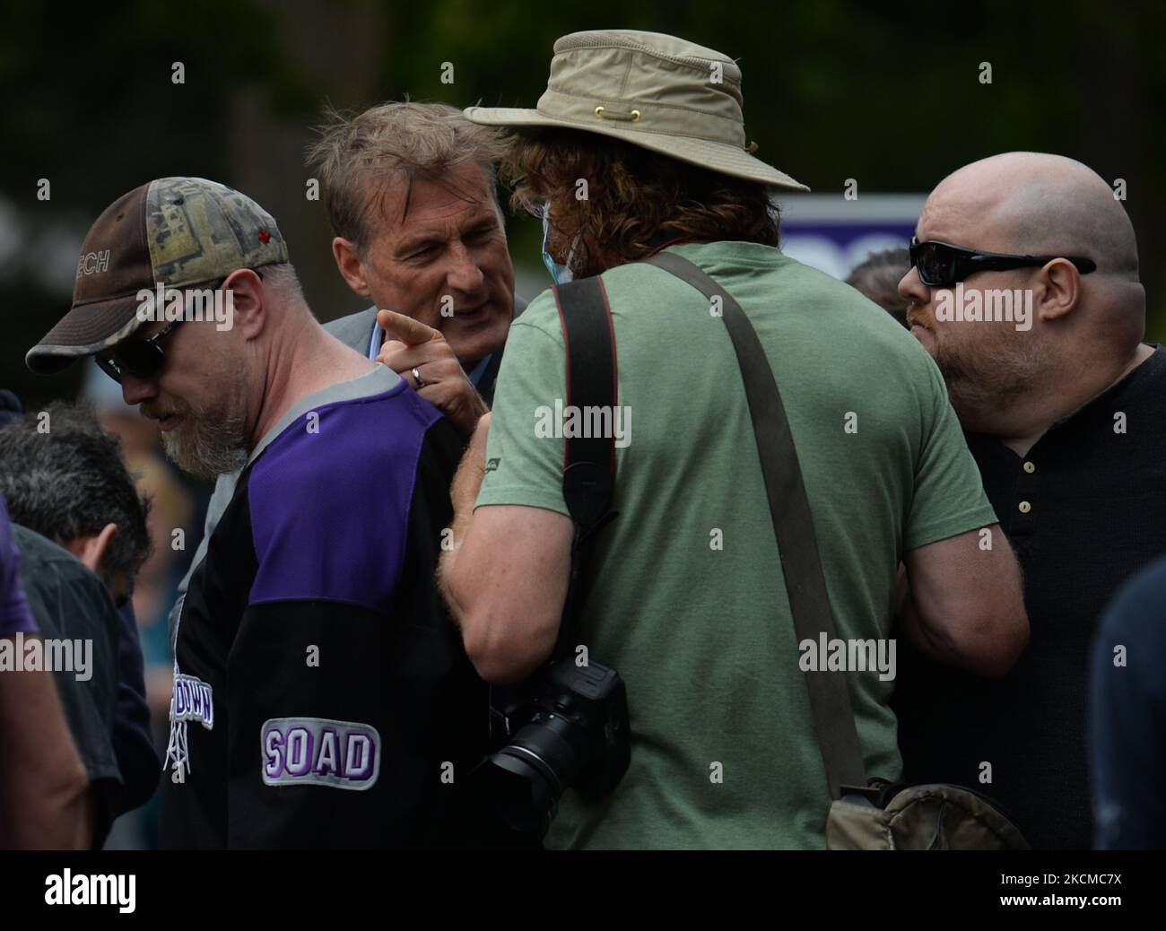 Maxime Bernier, leader of the People's Party of Canada, speaks to a counter-protester at an election rally in Borden Park, Edmonton, AB. On Saturday, 11 September 2021, in Edmonton, Alberta, Canada. (Photo by Artur Widak/NurPhoto) Stock Photo