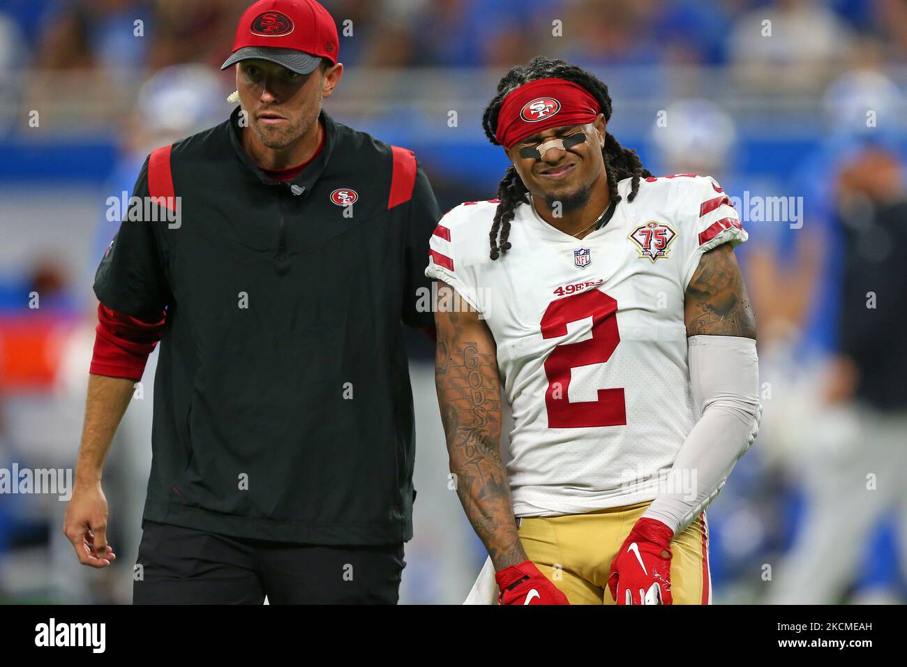 San Francisco 49ers defensive back Jason Verrett leaves the field after an injury during the second half of an NFL football game against the Detroit Lions in Detroit, Michigan USA, on Sunday, September 12, 2021. (Photo by Jorge Lemus/NurPhoto) Stock Photo
