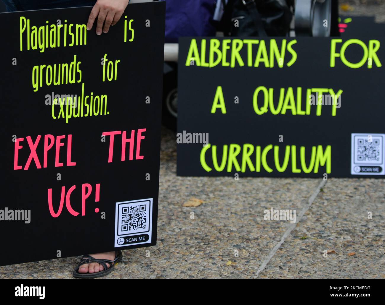 Activists and members of the Albertans for a Quality Curriculum group seen in Alberta Legislature grounds during the 'Respectful Rally for a Quality Curriculum for Alberta' to highlight the importance of creating a quality curriculum for Alberta children that will prepare them for brighter futures. On Saturday, September 11, 2021, in Edmonton, Alberta, Canada. (Photo by Artur Widak/NurPhoto) Stock Photo