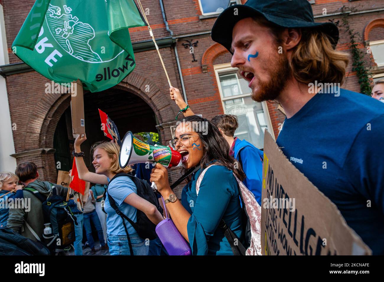 People are shouting slogans against climate change, during the Global Climate Strike organized in Utrecht, on September 24th, 2021. (Photo by Romy Arroyo Fernandez/NurPhoto) Stock Photo
