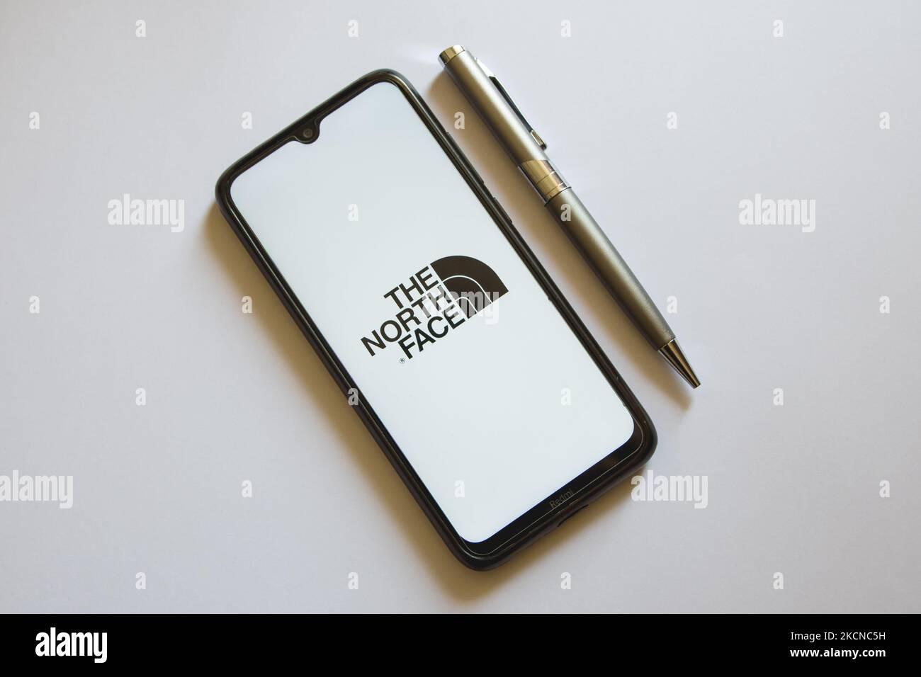 North face logo hi-res stock photography and images - Alamy