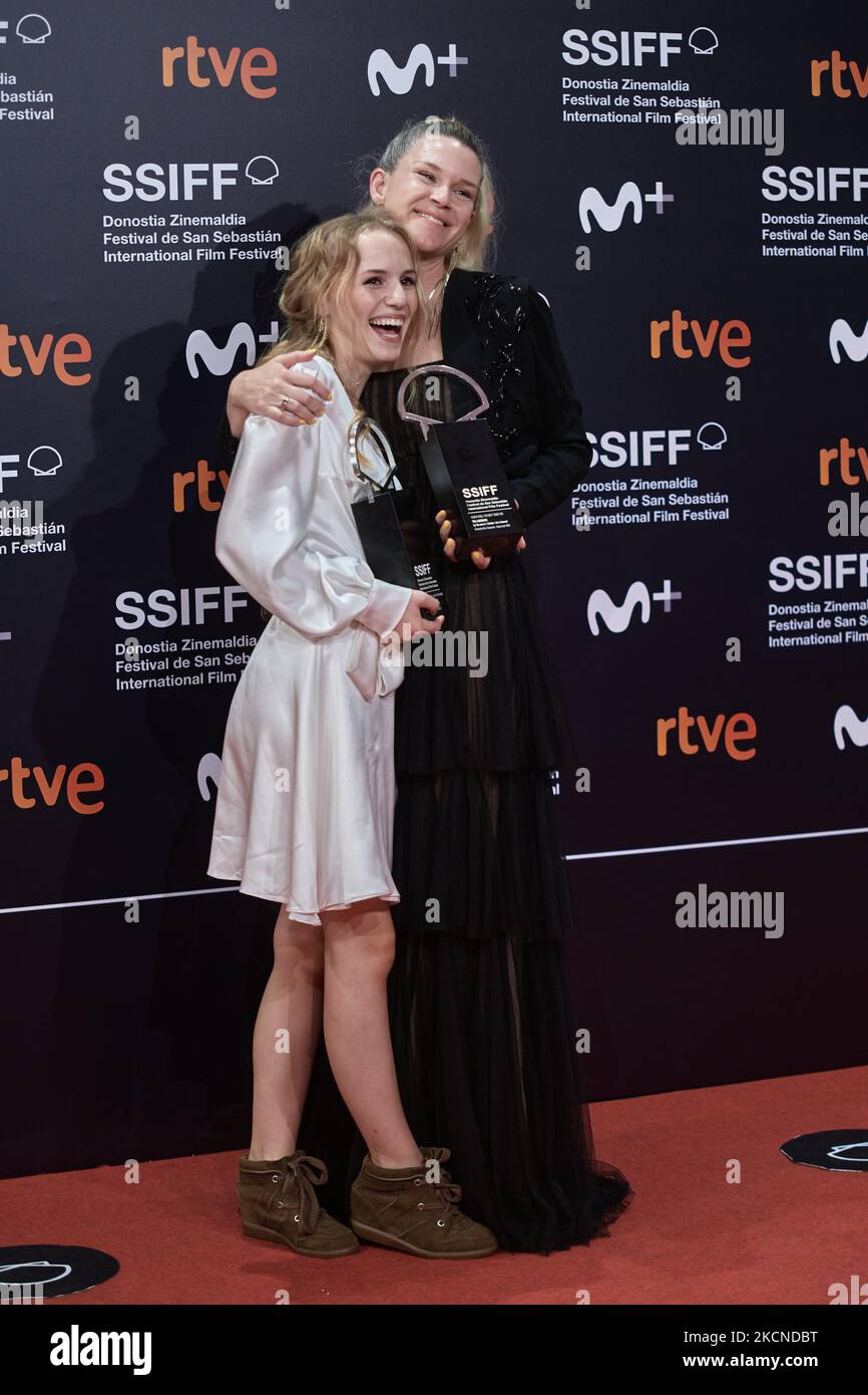 Flora Ofelia Hofmann and Tea Lindeburg hold their Awards at the 69th San  Sebastian Film Festival./ Coolmedia. Yurena Paniagua. San Sebastian. Spain  (Photo by COOLMedia/NurPhoto Stock Photo - Alamy