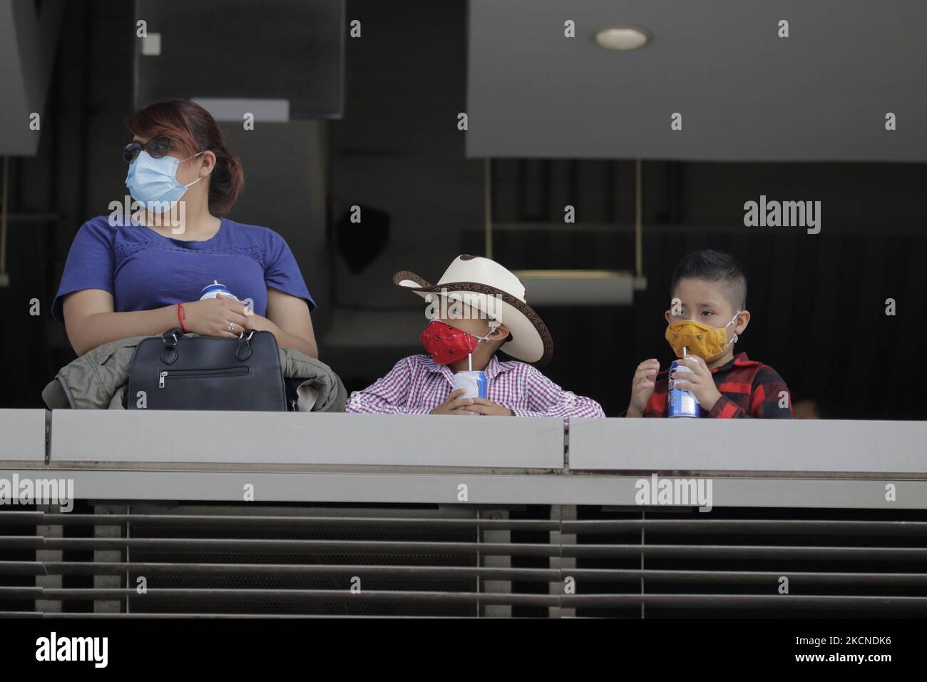 A group of people in the box area of the Hipódromo de las Americas in Mexico City, on the occasion of the LXXVI Handicap of the Americas 2021 during the COVID-19 health emergency and the yellow epidemiological traffic light in the capital. (Photo by Gerardo Vieyra/NurPhoto) Stock Photo
