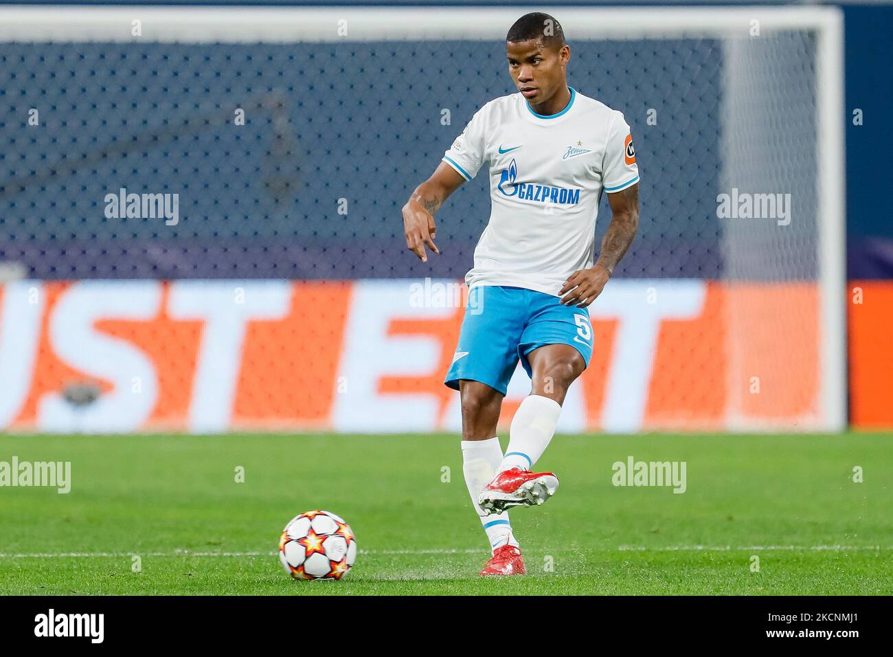 Wilmar Barrios of Zenit passes the ball during the UEFA Champions League Group H match between Zenit St. Petersburg and Malmo FF on September 29, 2021 at Gazprom Arena in Saint Petersburg, Russia. (Photo by Mike Kireev/NurPhoto) Stock Photo