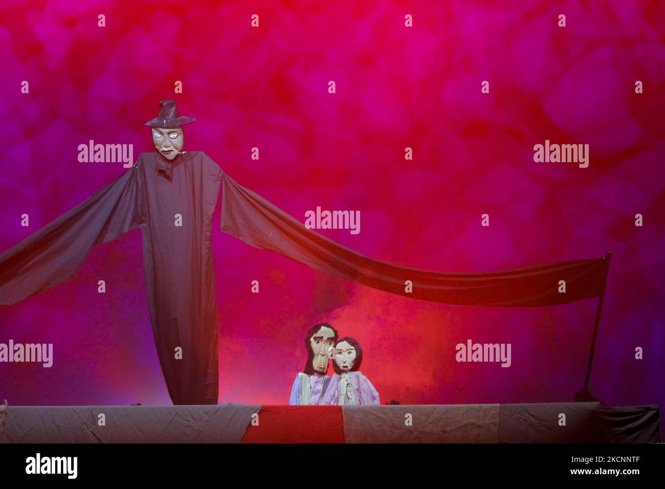 Puppet Korean Sep 30, 2021-Seoul, South Korea-Actors performs about Kkoktugakshi nori ...