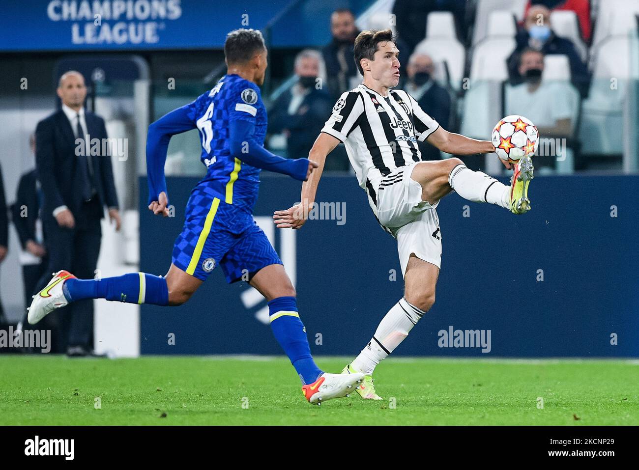 Federico Chiesa of Juventus Fc controls the ball during the Serie A match  between Juventus Fc and Acf Fiorentina Stock Photo - Alamy