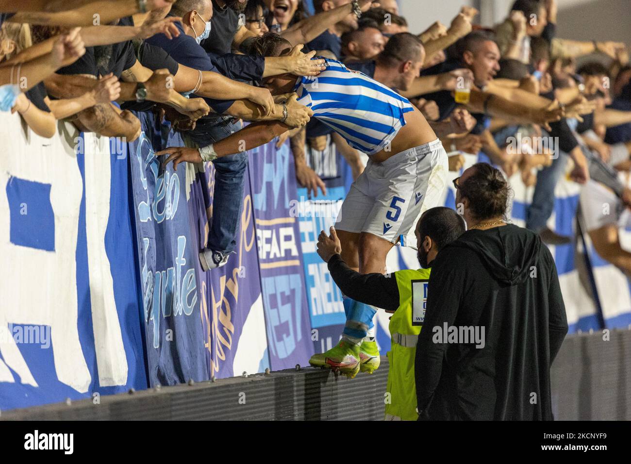 Bergamo, Italy. 19th Feb, 2023. Italy, Bergamo, feb 23 2023: Lorenzo  Colombo (Lecce striker) pressing in front court in the second half during  soccer game ATALANTA vs LECCE, Serie A Tim 2022-2023