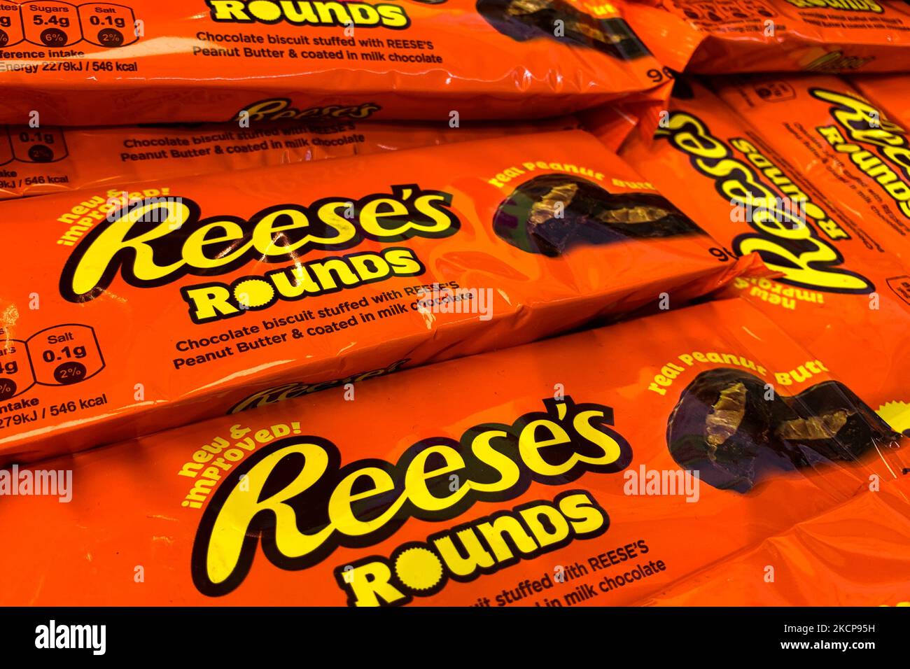Reese Rounds 6 rounds hi-res stock photography and images - Alamy