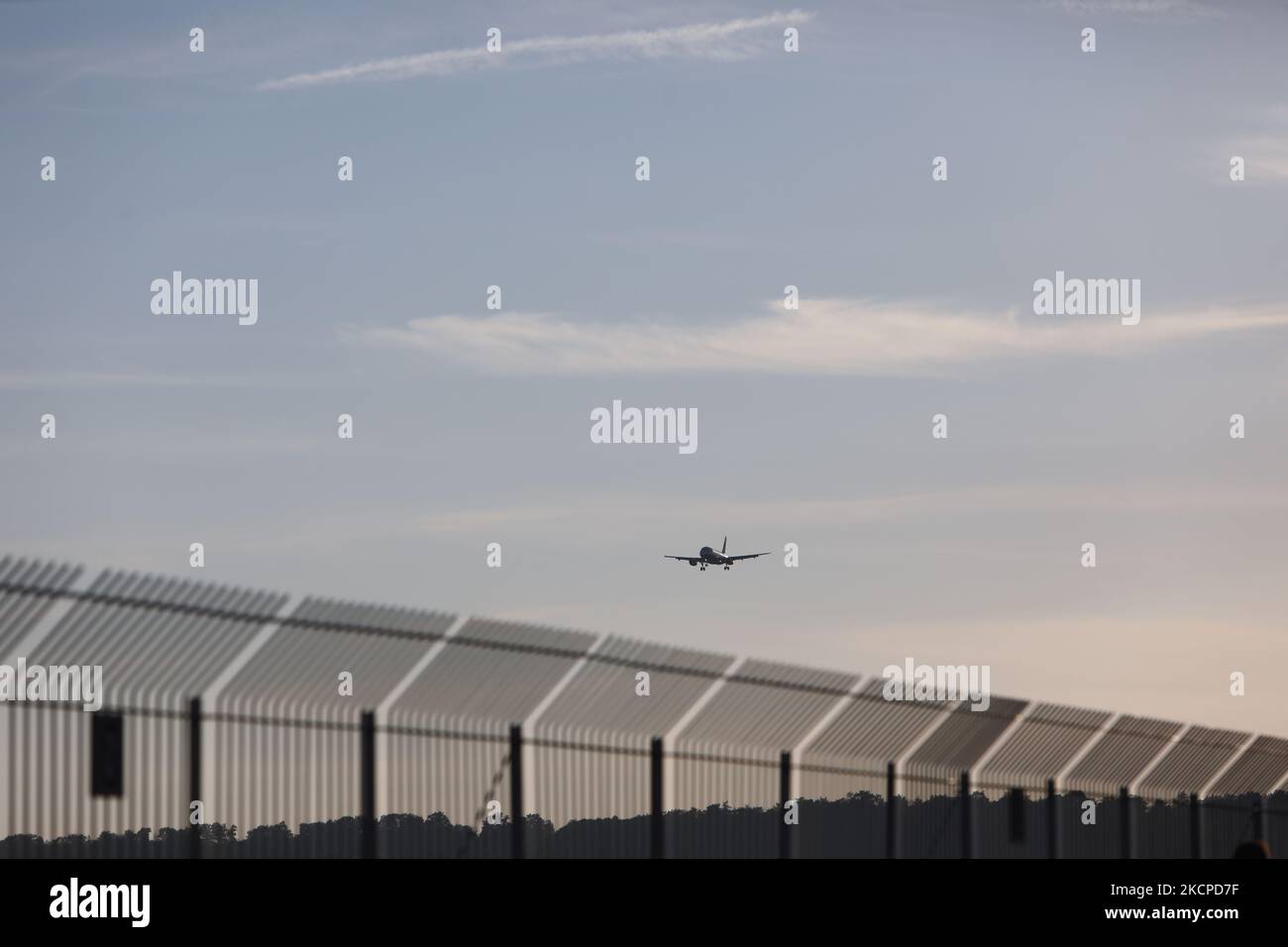 Planes fly at the airport of Stuttgart, Germany on October 10, 2021 (Photo by Agron Beqiri/NurPhoto) Stock Photo