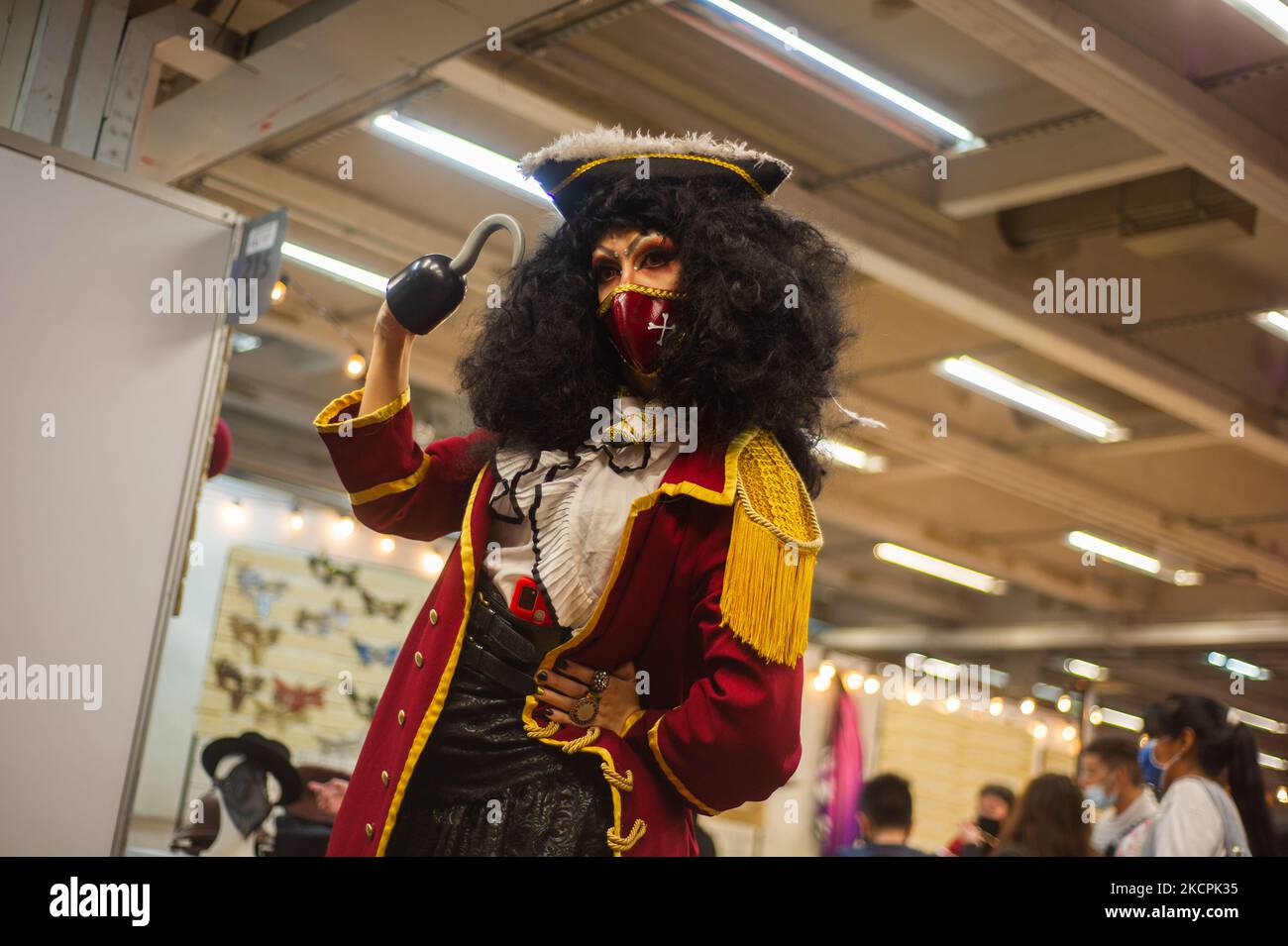 A Cosplayer dressed as Disney's Captain Sparrow during the first day of the SOFA (Salon del Ocio y la Fantasia) 2021, a fair aimed to the geek audience in Colombia that mixes Cosplay, gaming, superhero and movie fans from across Colombia, in Bogota, Colombia on October 14, 2021. (Photo by Sebastian Barros/NurPhoto) Stock Photo