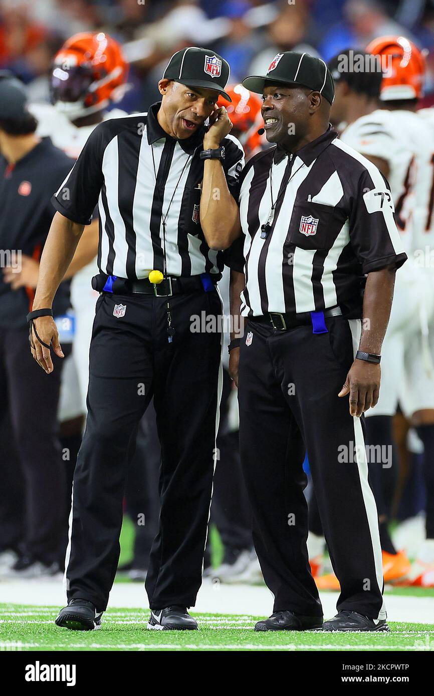 Field Judge Michael Banks and Line Judge Greg Bradley talk on the sidelines during an NFL football game between the Detroit Lions and the Cincinnati Bengals in Detroit, Michigan USA, on Sunday, October 17, 2021. (Photo by Amy Lemus/NurPhoto) Stock Photo