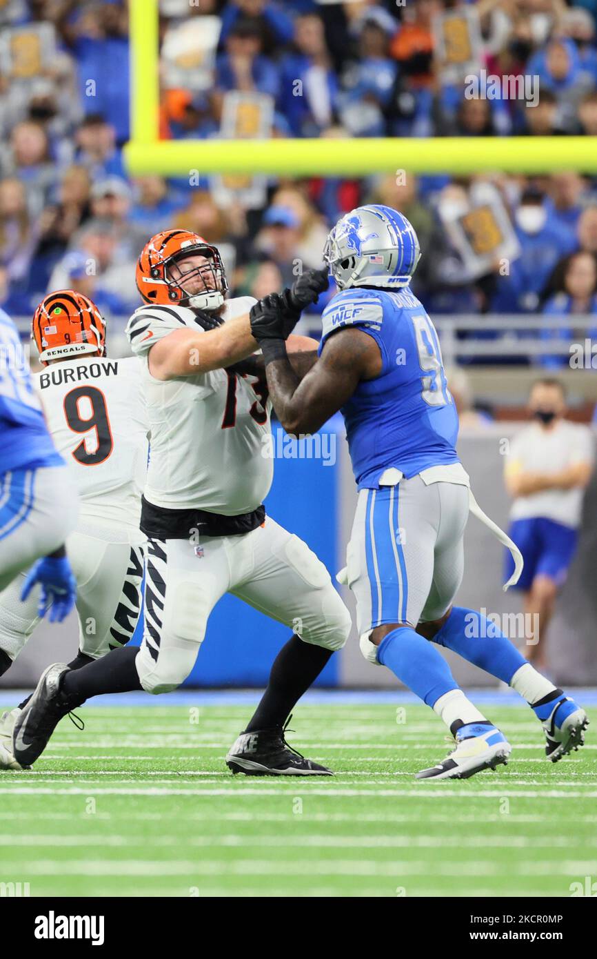 Cincinnati Bengals offensive tackle Jonah Williams (73) walks on the field  during an NFL football game against the Kansas City Chiefs, Sunday, Dec. 4,  2022, in Cincinnati. (AP Photo/Emilee Chinn Stock Photo - Alamy