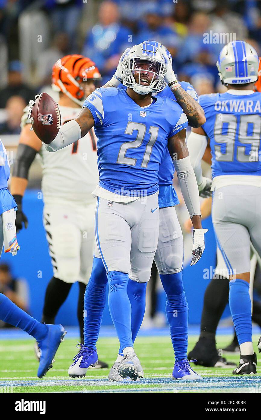 Detroit Lions free safety Tracy Walker III (21) reacts after a play during an NFL football game between the Detroit Lions and the Cincinnati Bengals in Detroit, Michigan USA, on Sunday, October 17, 2021. (Photo by Amy Lemus/NurPhoto) Stock Photo