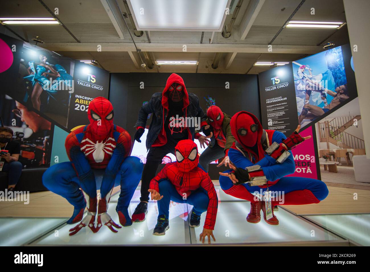 Several people cosplay different versions of Marvel's superhero Spider Man during the last day of the SOFA (Salon del Ocio y la Fantasia) 2021, a fair aimed to the geek audience in Colombia that mixes Cosplay, gaming, superhero and movie fans from across Colombia, in Bogota, Colombia on October 18, 2021. (Photo by Sebastian Barros/NurPhoto) Stock Photo