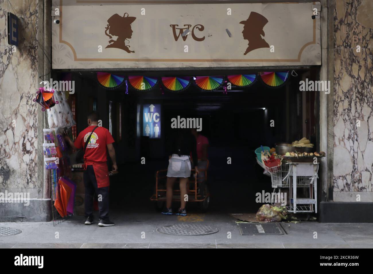 Exterior view of public toilets in the streets of the Historic Centre