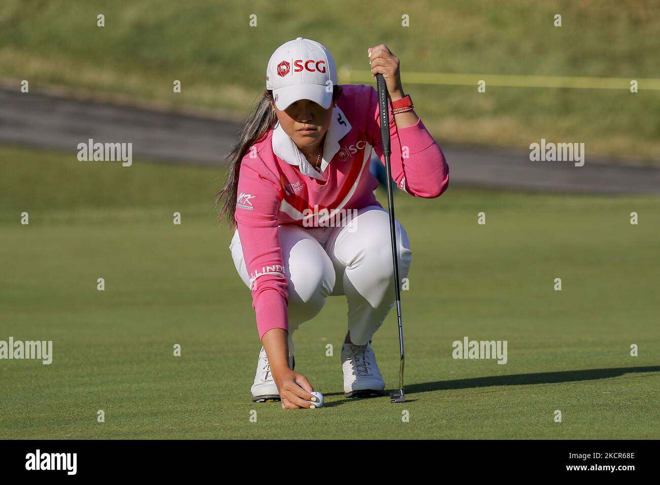 Pajaree Anannarukarn Of Thailand Action On The 1th Green During An BMW pajaree-anannarukarn-of-thailand-action-on-the-1th-green-during-an-bmw