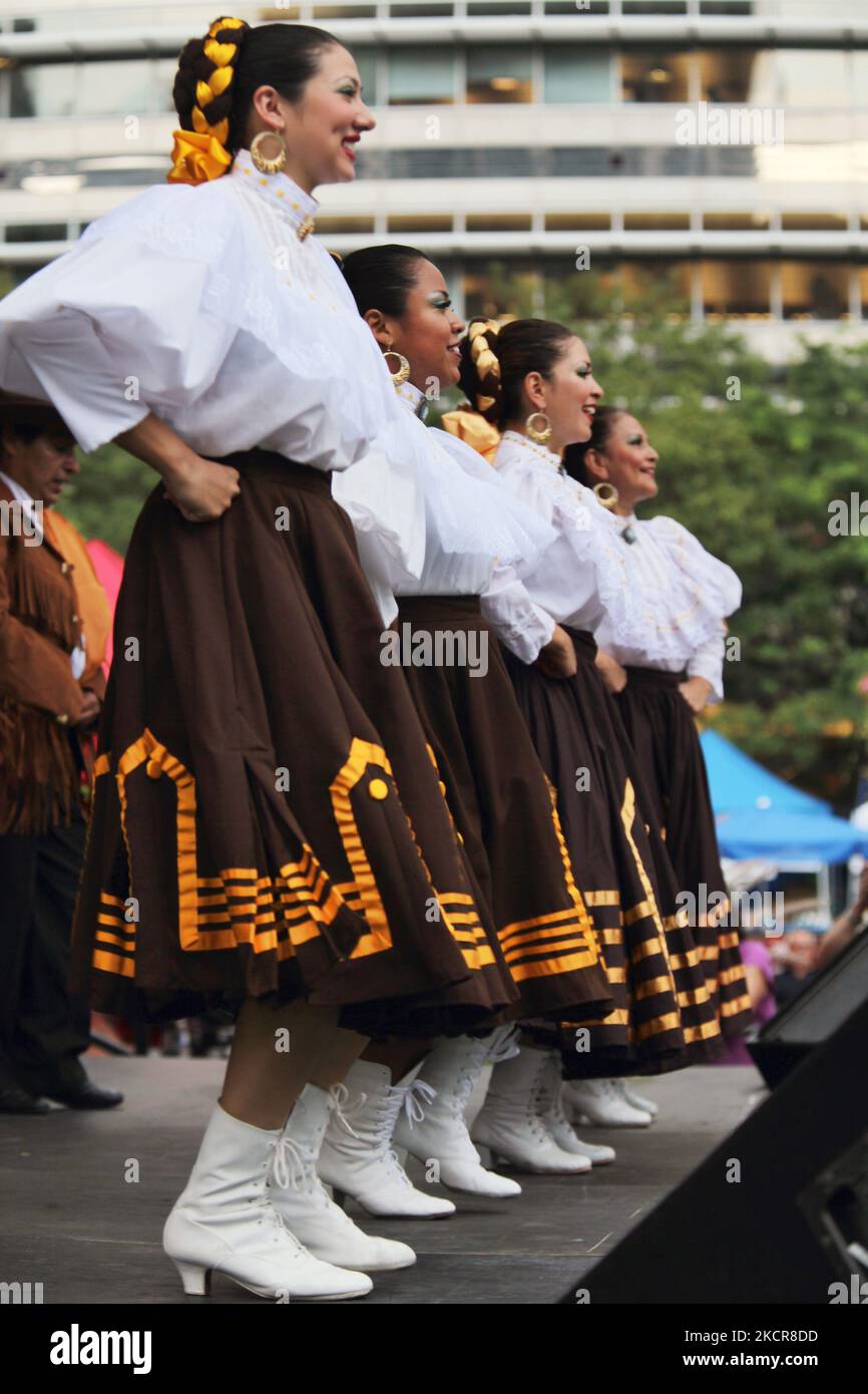 Mexican polka people hires stock photography and images Alamy