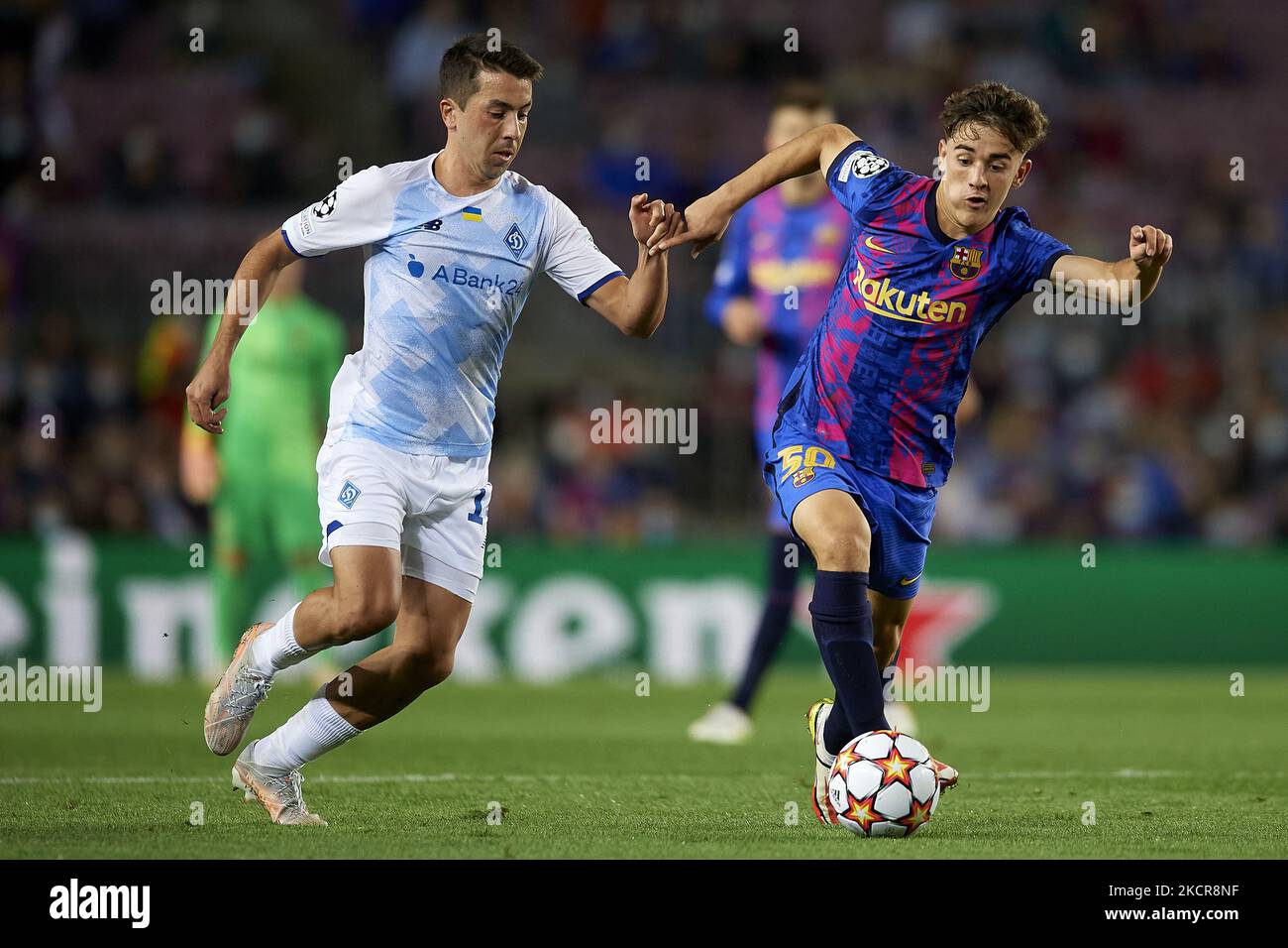 Gavi of Barcelona and Carlos de Pena of Dinamo Kiev compete for the ball during the UEFA Champions League group E match between FC Barcelona and Dinamo Kiev at Camp Nou on October 20, 2021 in Barcelona, Spain. (Photo by Jose Breton/Pics Action/NurPhoto) Stock Photo