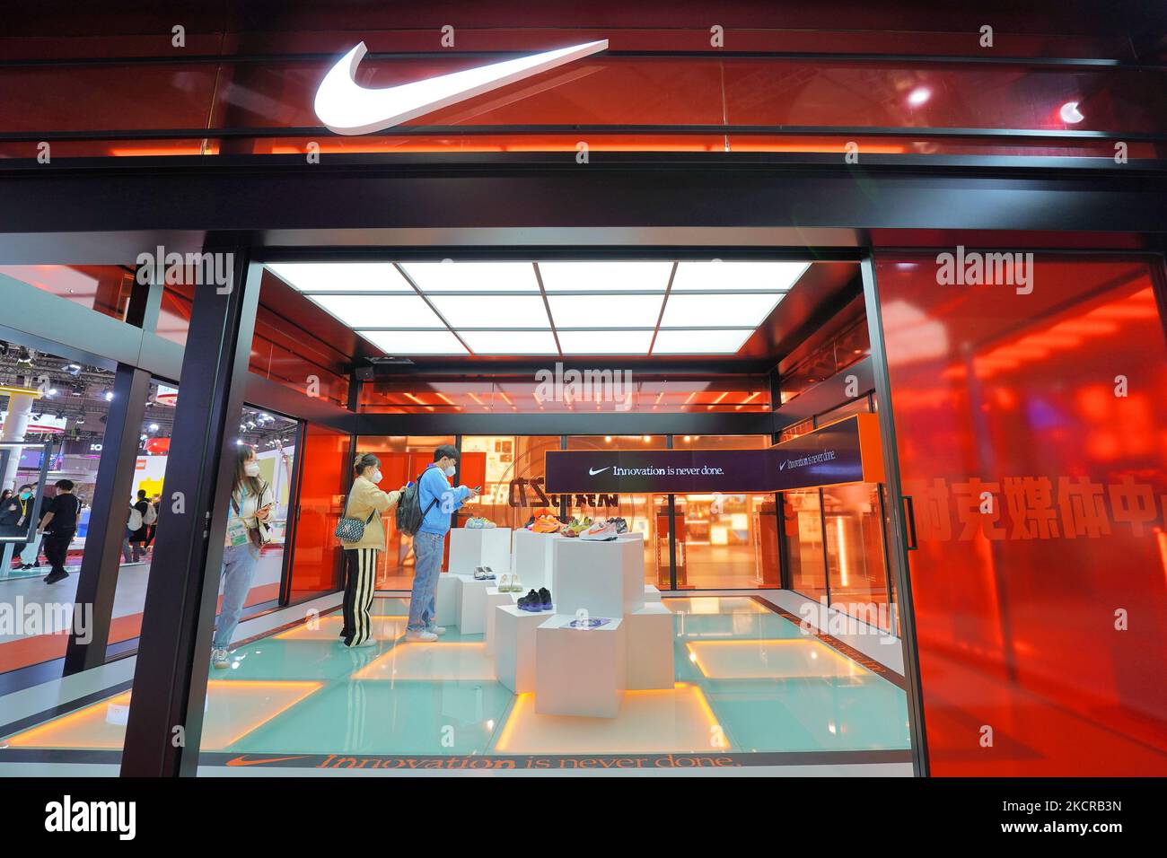 SHANGHAI, CHINA - NOVEMBER 5, 2022 - Visitors visit the Nike booth at the  5th China International Import