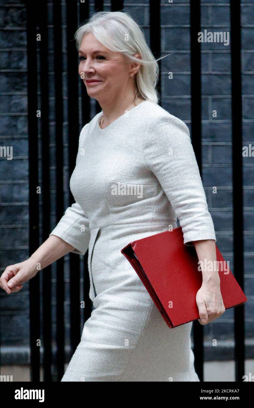 Nadine Dorries Mp Hi res Stock Photography And Images Alamy