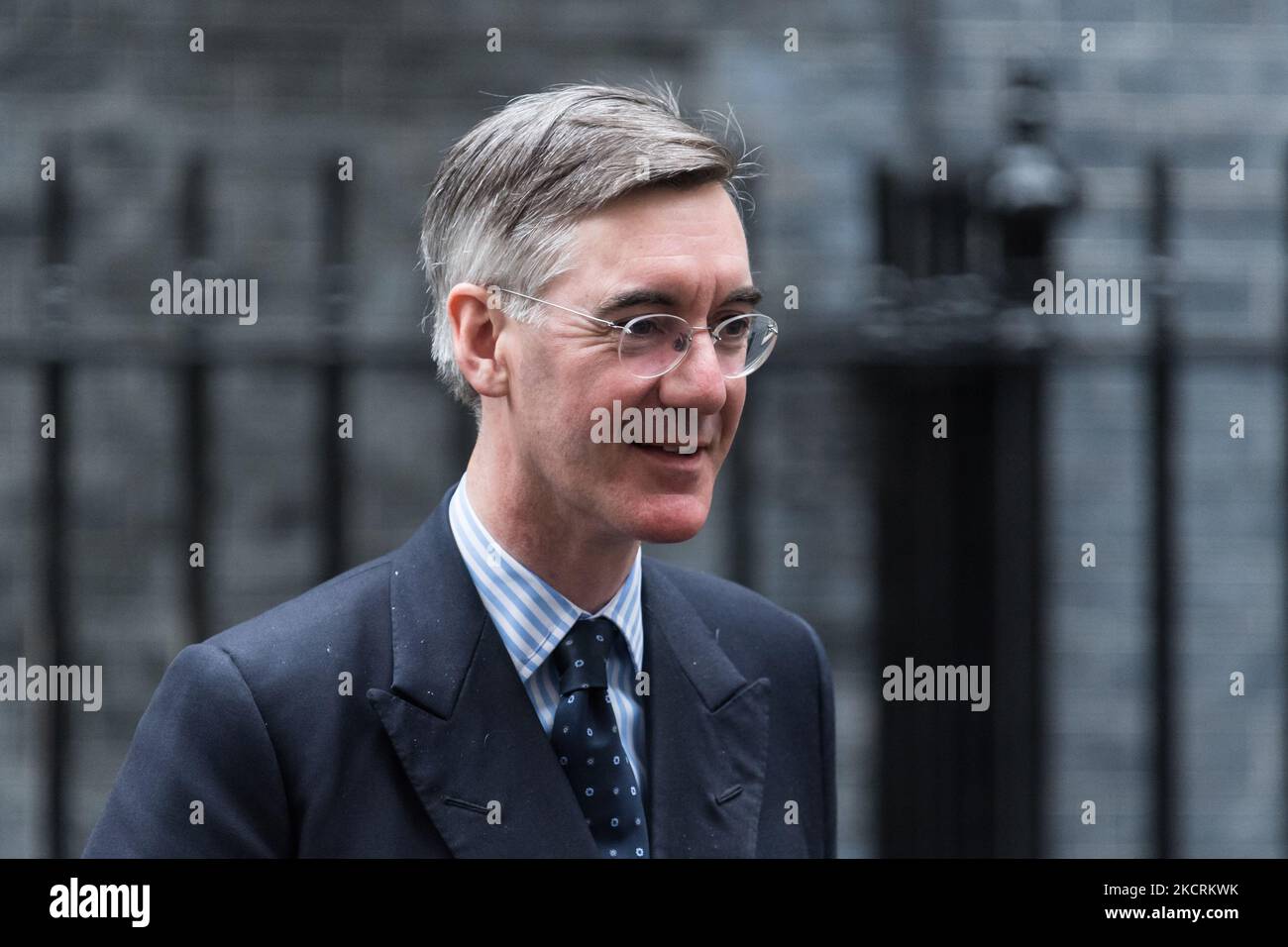 LONDON, UNITED KINGDOM - OCTOBER 27, 2021: Lord President of the Council and Leader of the House of Commons Jacob Rees-Mogg leaves Downing Street in central London after attending the weekly Cabinet meeting on October 27, 2021 in London, England. Today, Chancellor Rishi Sunak is due to announce his Autumn budget and spending review in the House of Commons. (Photo by WIktor Szymanowicz/NurPhoto) Stock Photo