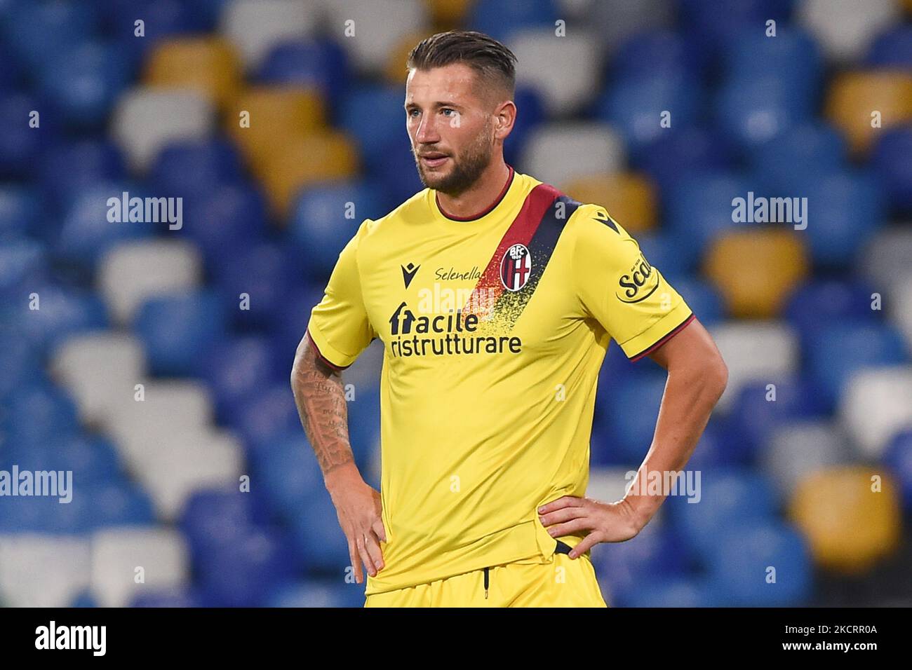 Mitchell Dijks of Bologna FC during the Serie A match between SSC