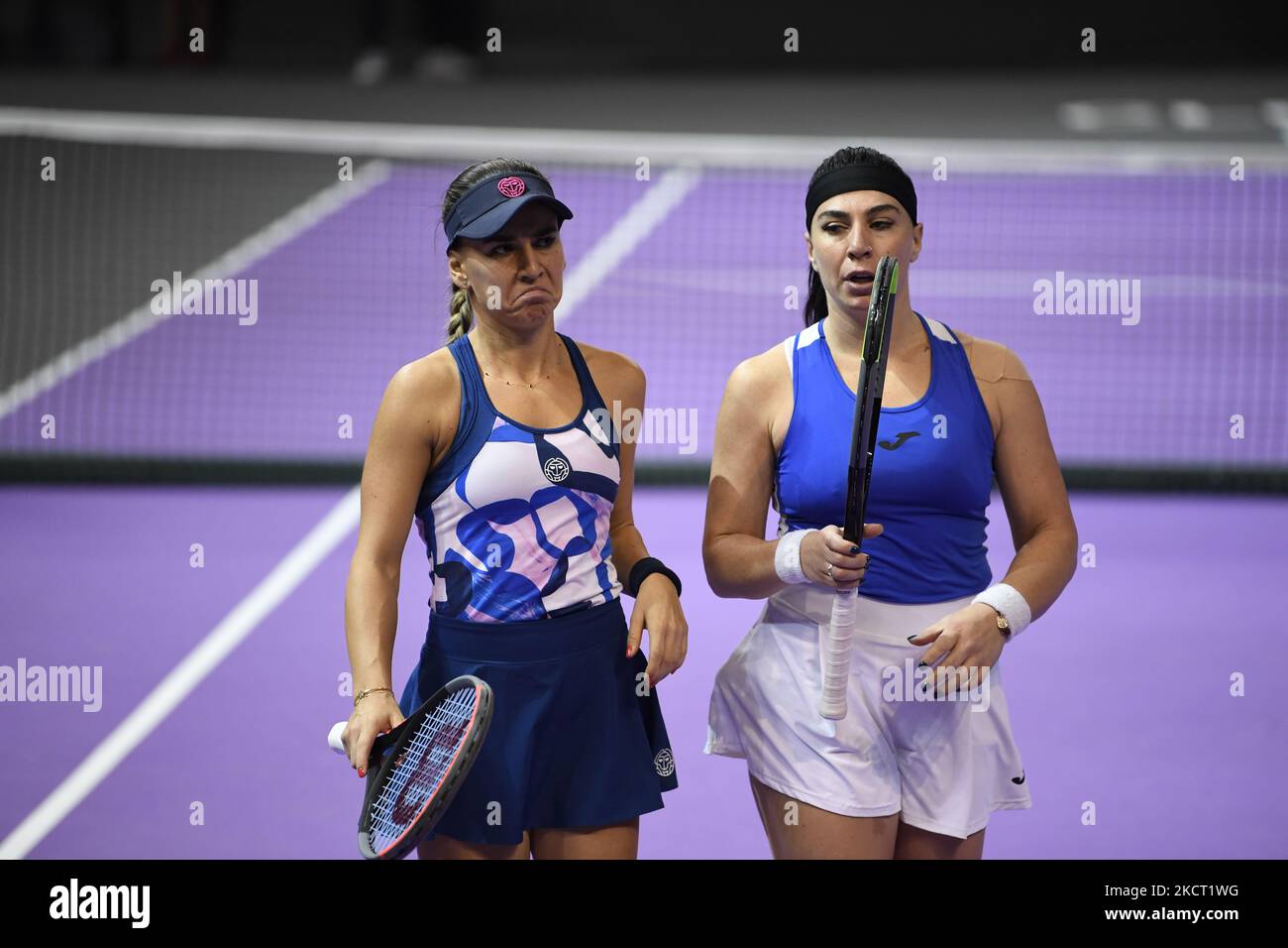 Portraits of Ekaterine Gorgodze and Irina Bara discussing techniques during their match against Lesley Pattinama Kerkhove, Aleksandra Krunic in the Transylvania Open WTA 250 Tournament, Cluj-Napoca, 31 October 2021 (Photo by Flaviu Buboi/NurPhoto) Stock Photo