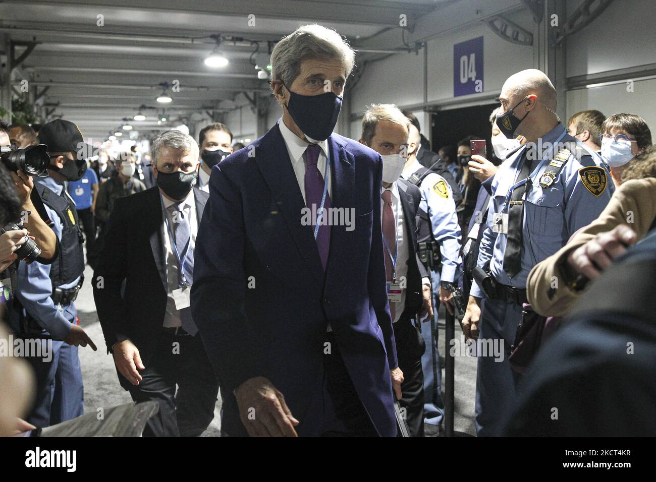 U.S. Special Presidential Envoy for Climate John Kerry walks though a corridor on day three of the COP 26 United Nations Climate Change Conference on November 02, 2021 in Glasgow, Scotland. (Photo by Ewan Bootman/NurPhoto) Stock Photo