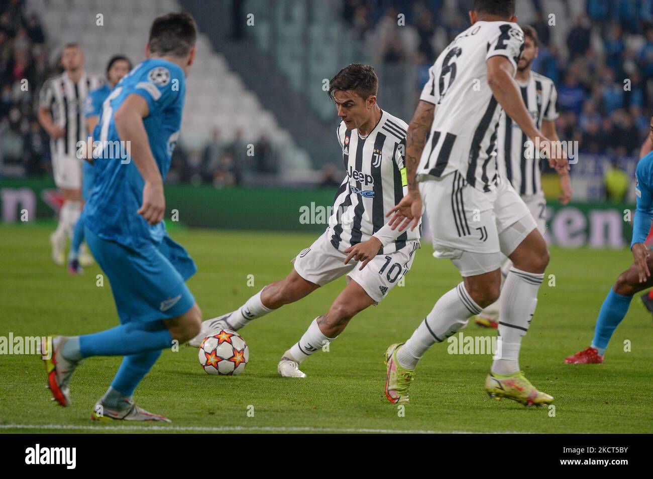 File:FC Zenit Saint Petersburg vs. Juventus, 20 October 2021 43