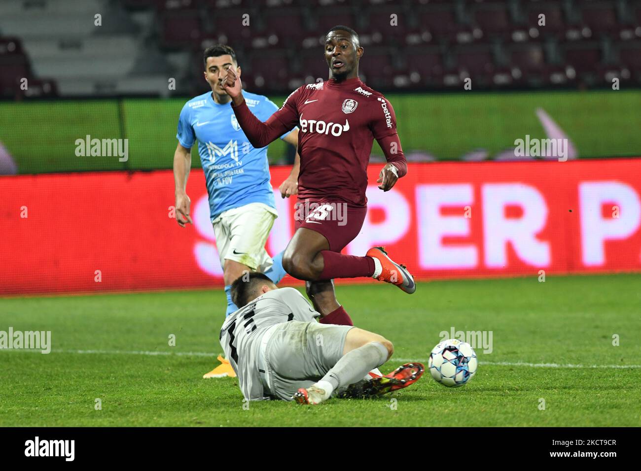 Hadi Sacko during the Romania Liga 1 match between CFR Cluj v FC Voluntari, in Cluj-Napoca, Romania, on November 4, 2021. (Photo by Flaviu Buboi/NurPhoto) Stock Photo
