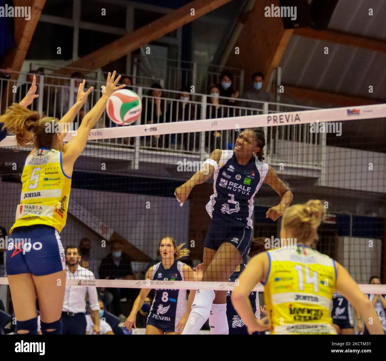 Libero volleyball hi-res stock photography and images - Alamy