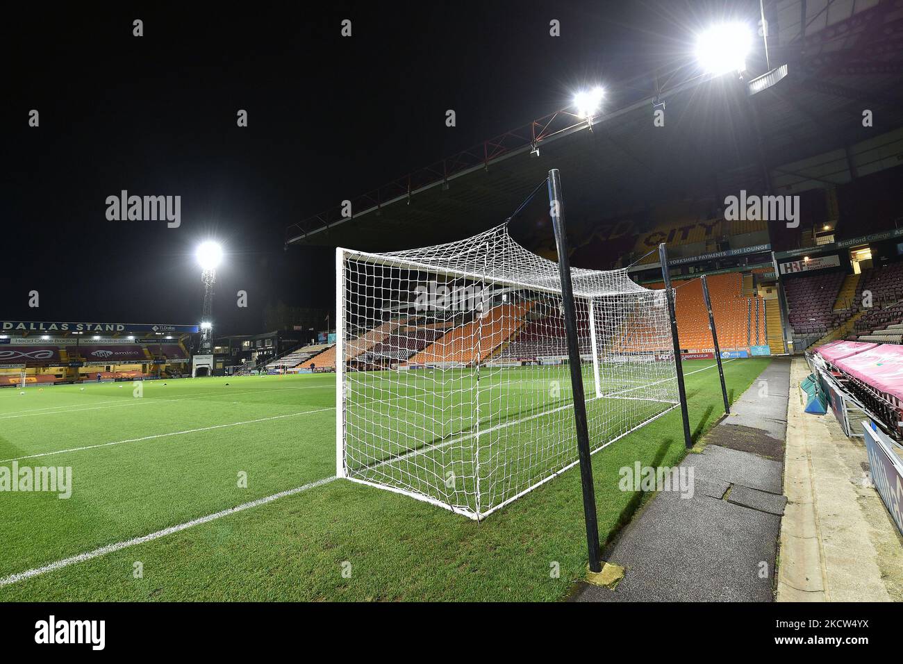 General view of Valley Parade during the FA Cup match between Bradford City and Oldham Athletic at the Coral Windows Stadium, Bradford on Wednesday 17th November 2021. (Photo by Eddie Garvey/MI News/NurPhoto) Stock Photo