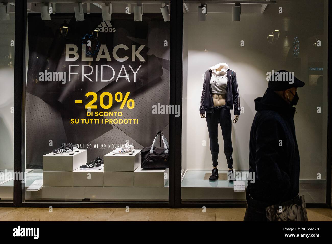 Adidas outlet molfetta hot sale numero