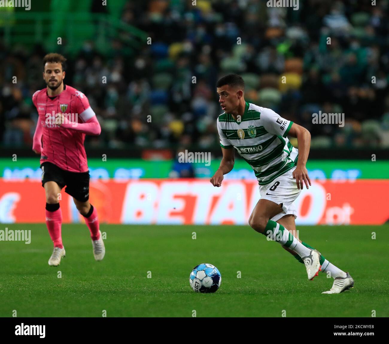Matheus Nunes of Sporting CP during the Liga Bwin match between Sporting CP and CD Tondela at Estadio Jose Alvalade on November 28, 2021 in Lisbon, Portugal. (Photo by Paulo Nascimento/NurPhoto) Stock Photo