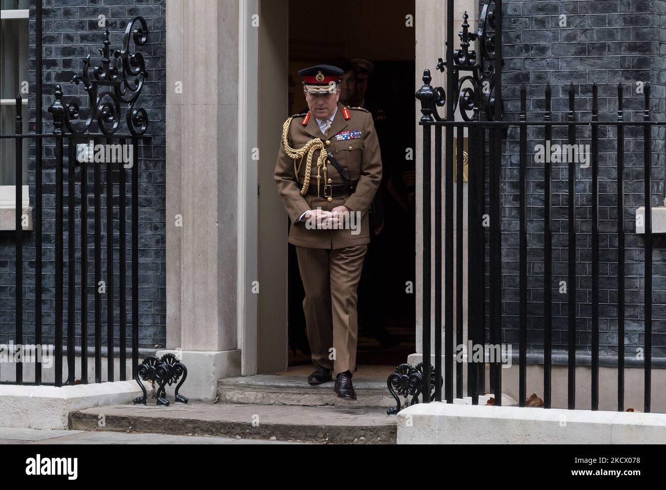 General sir nick carter hi-res stock photography and images - Alamy