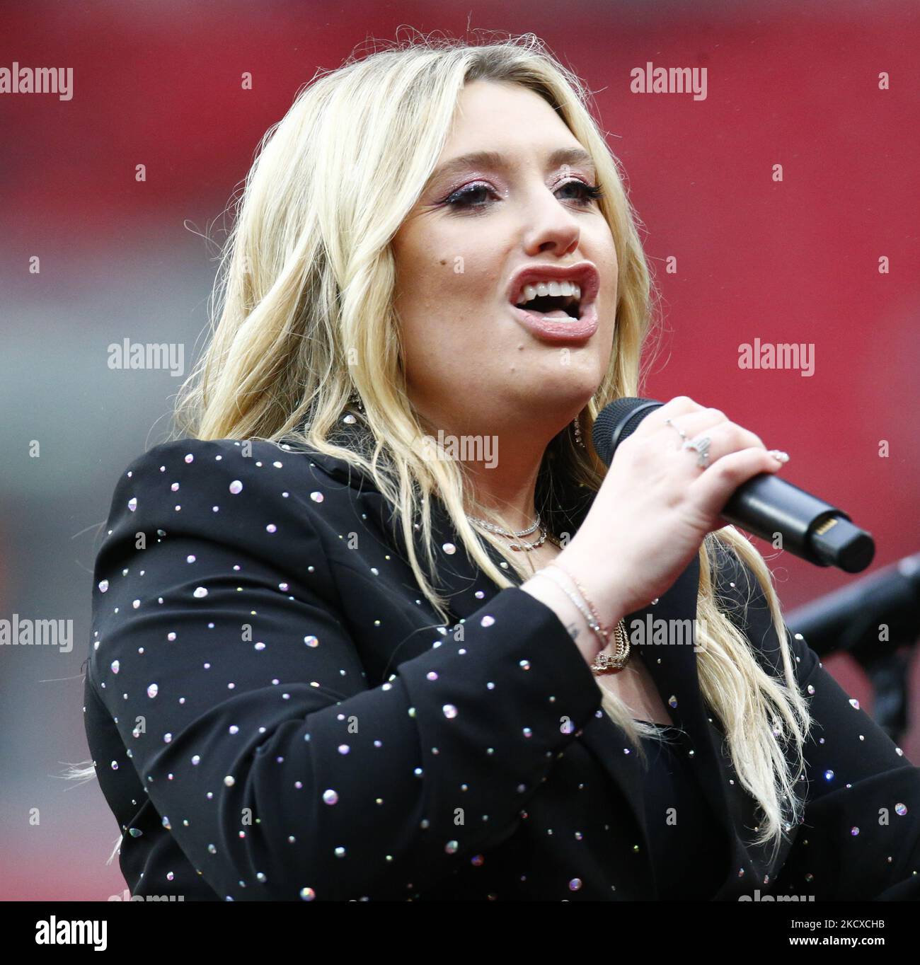 Ella Henderson Hi res Stock Photography And Images Alamy